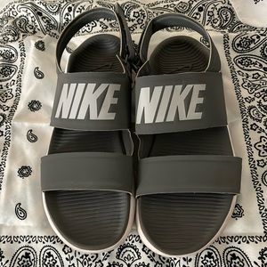 Nike sandals size 8